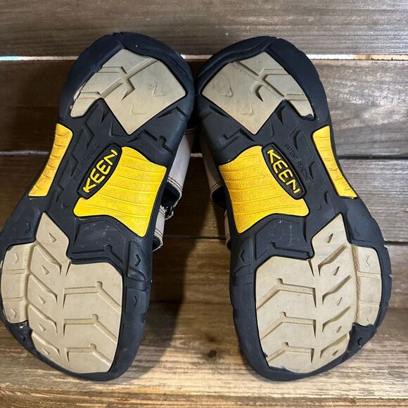 Childrens Big Kids Keen Newport H2 Waterproof Taupe Shoes‎ Sandals Size 3 Y GUC - Picture 5 of 6